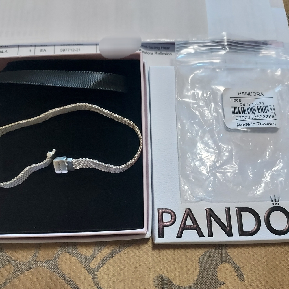NIB Pandora Reflexions Bracelet 8.3in (21cm)